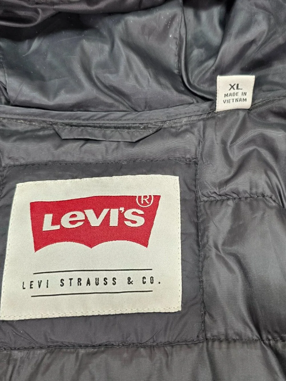Levi’s Puffer Jacket Mens XL Black Hooded Quilted Full Zip Coat